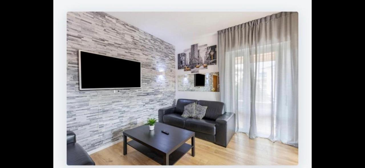 Queen East Verona Apartments Экстерьер фото